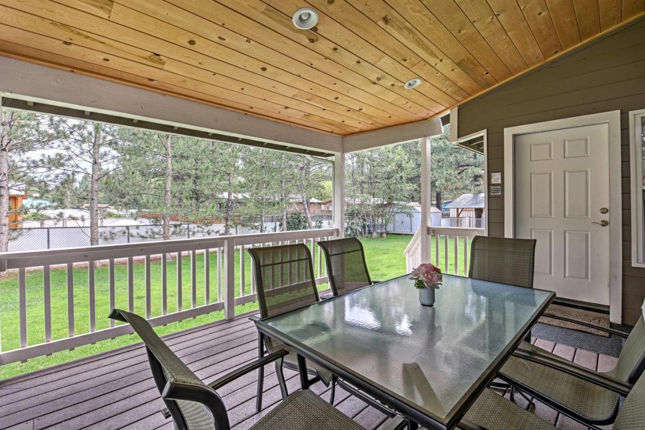 Lakeside Home With Game Room, Yard, Deck And Fireplace Pinetop-Lakeside Eksteriør bilde